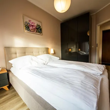 Wyspa Uznam Nadmorski Chodorkowskiej Apartment